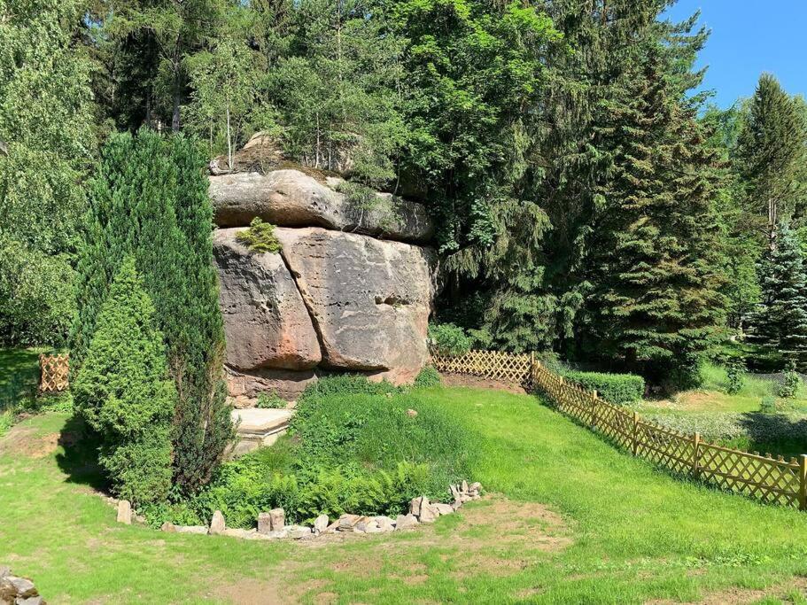 Waldferienhaus Dunja Mit Whirlpool, Sauna U Garten Hain  Bagian luar foto