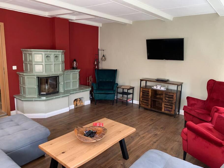 Waldferienhaus Dunja Mit Whirlpool, Sauna U Garten Hain  Bagian luar foto