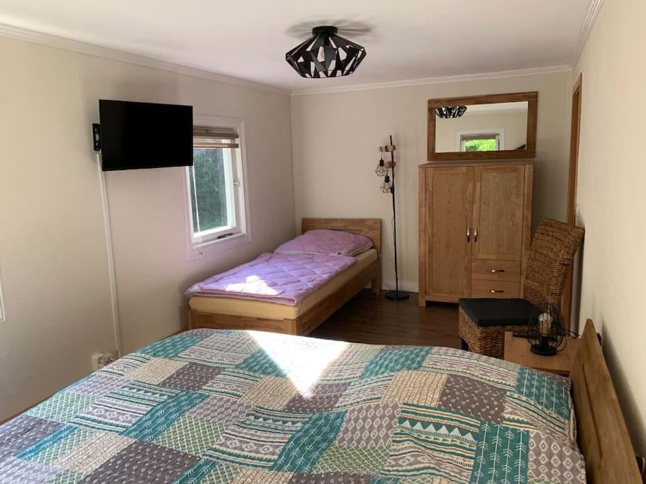 Waldferienhaus Dunja Mit Whirlpool, Sauna U Garten Hain  Bagian luar foto